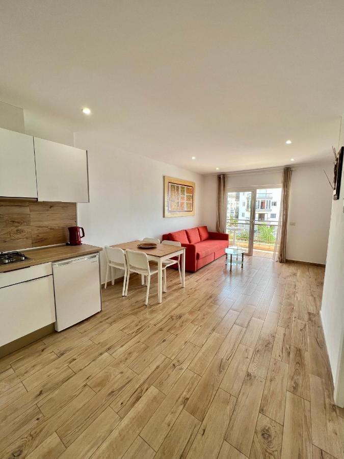 Apartment Crissol Los Cristianos  Exterior photo